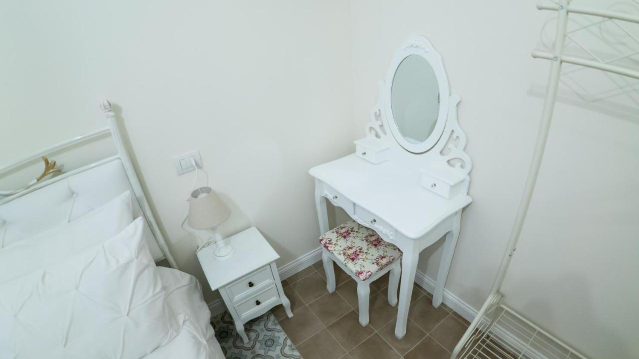 Casa Di Flo Leilighet Bari Eksteriør bilde